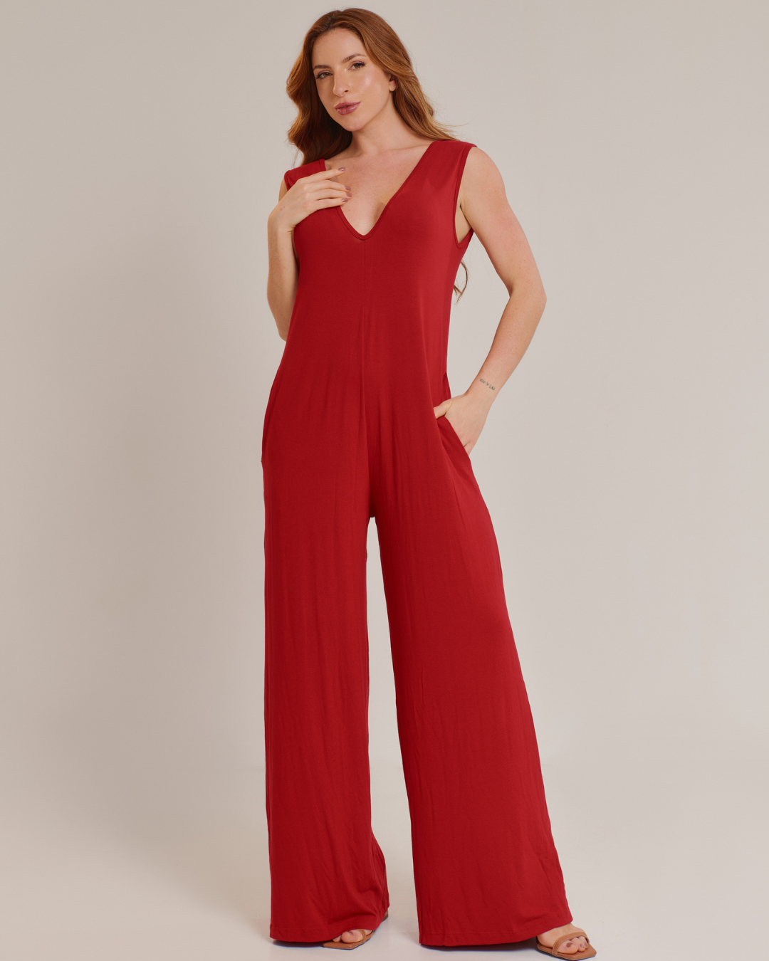 Macacão Casual Longo Regata Vermelho - ALYA