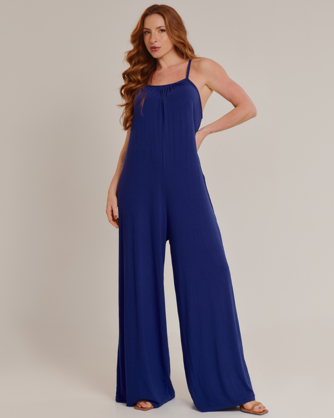 Macacão Feminino Estilo Soltinho Elegante e Atemporal Azul