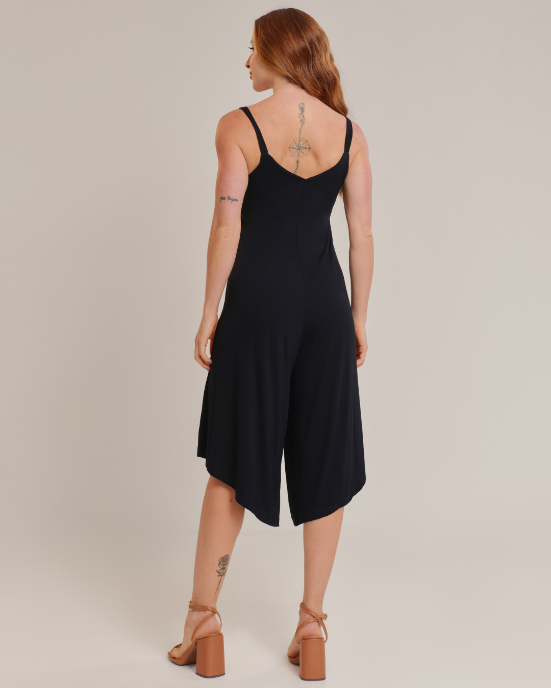Macacão Pantacourt Casual Feminino em Viscolycra Preto - ALYA