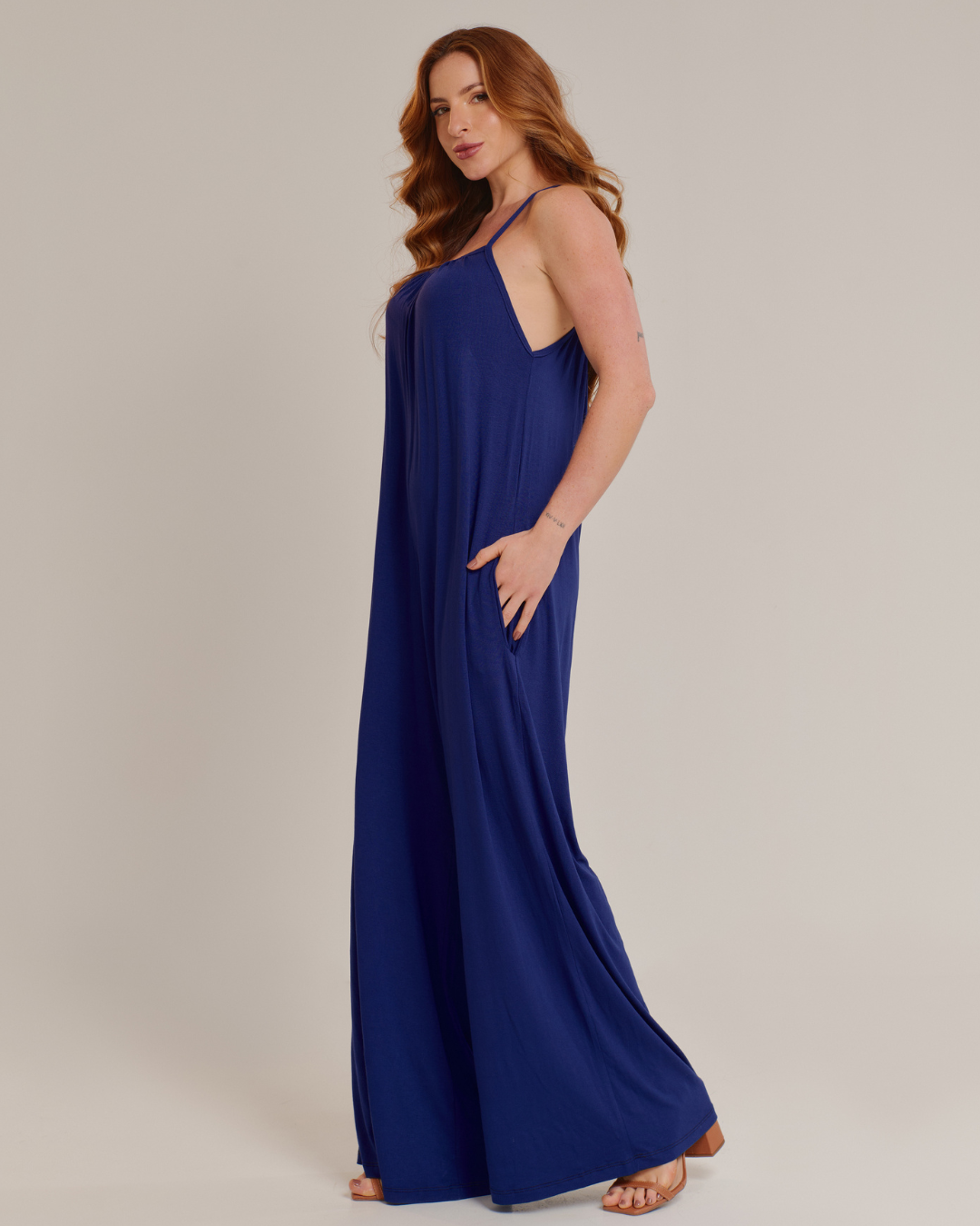 Macacão Feminino Estilo Soltinho Elegante e Atemporal Azul