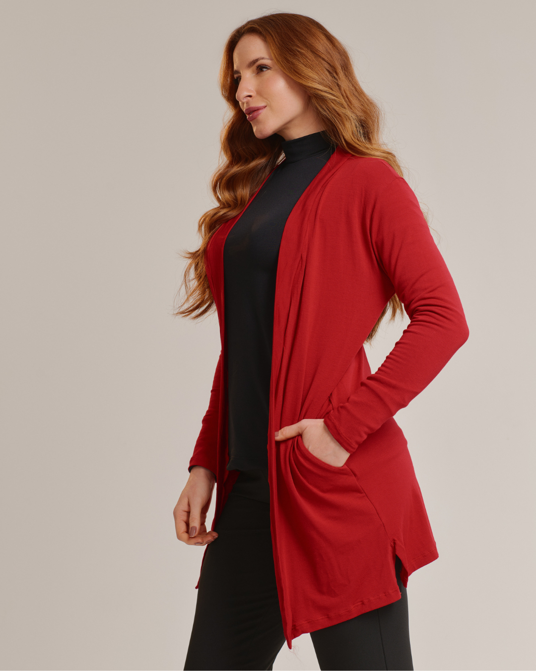 Cardigan de Malha Feminino com Bolsos Laterais e Caimento Solto