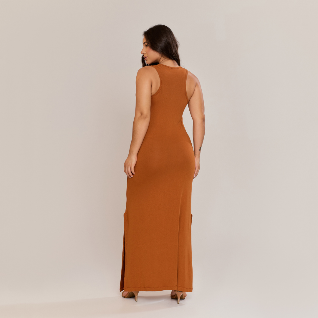 Vestido Longo Feminino Básico Regata Soltinho com Fenda Camurça - ALYA