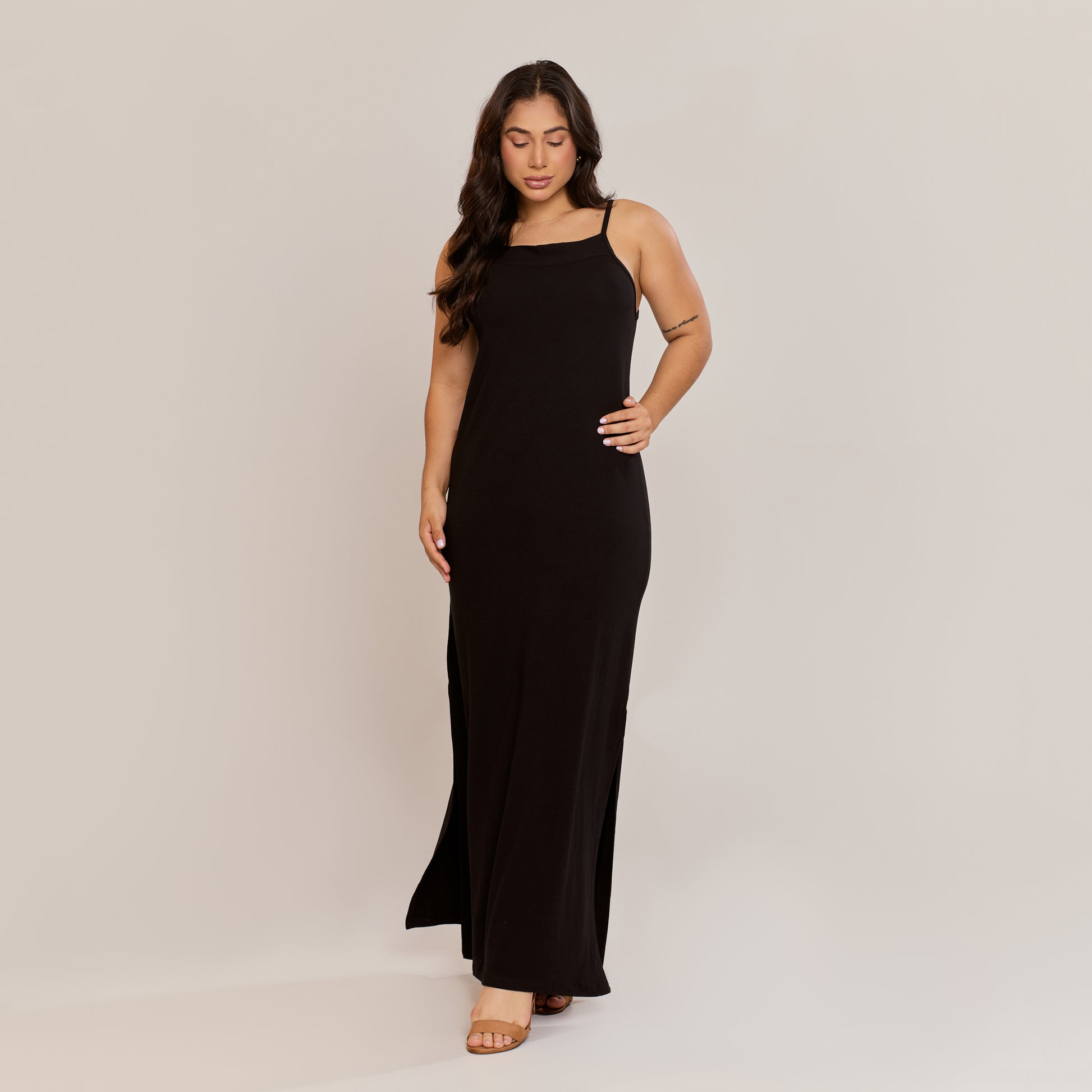 Vestido Longo Viscolycra Alça Fina com Fenda Lateral Feminino Caimento Reto - ALYA