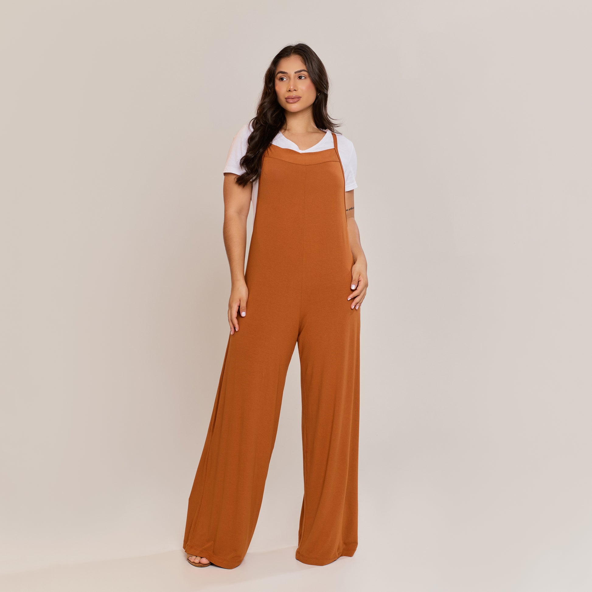 Jardineira Feminina Viscolycra Longa Pantalona Alça Fina Caimento Soltinho caramelo - ALYA